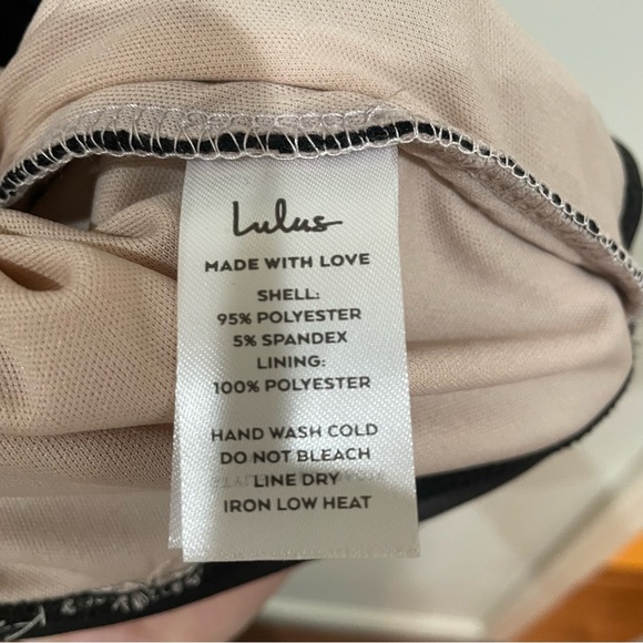 LuLus Dress - Here and Wow Black and Beige Ruched Bodycon Mini Dress Size M - Picture 9 of 9